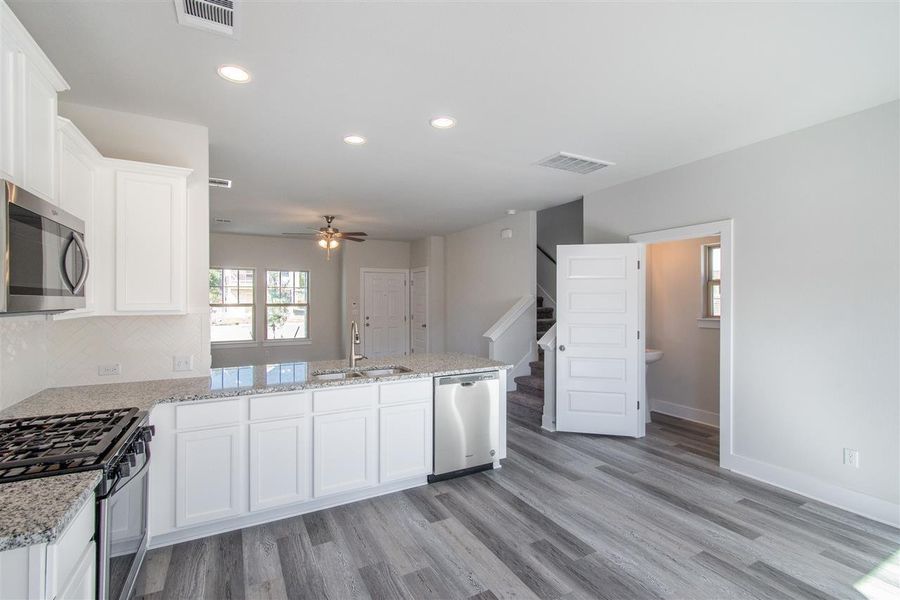 Furnished interior view inside a new home in Trace, San Marcos (Image 8). Furnished interior view inside a new home in Trace, San Marcos (Image 8).