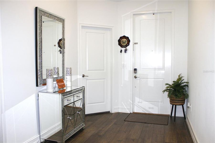 Furnished interior view inside a new home in , Lutz (Image 10).