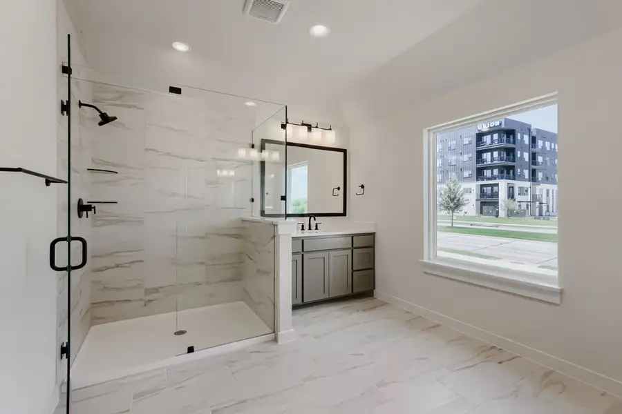 3137 Sir Judge - Primary Bathroom