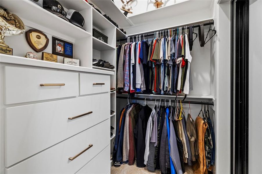 Image 36 of a home in .