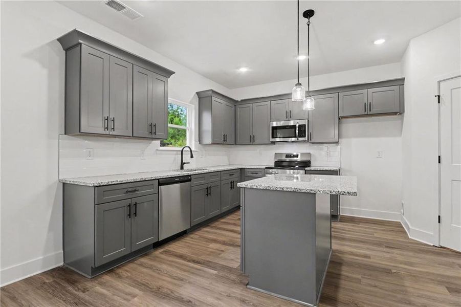 Furnished interior view inside a new home in Thunder Ridge, Dawsonville (Image 12).