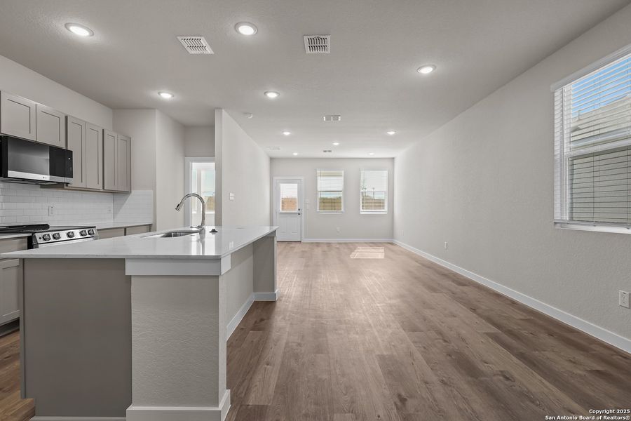 Image 30 of a home in Applewhite Meadows. Image 30 of a home in Applewhite Meadows.