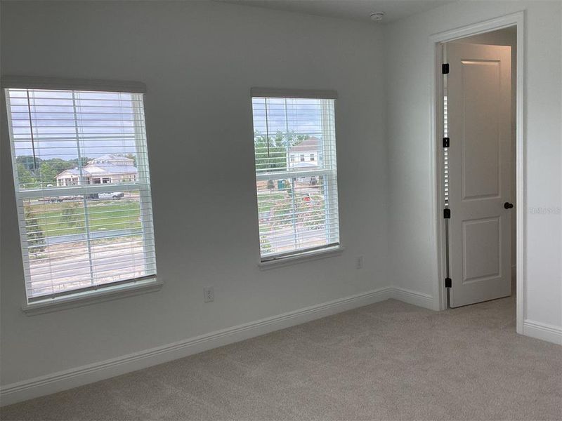 Spacious, unfurnished interior of a new home in Lake Cawood Cove, Winter Springs (Image 14). Spacious, unfurnished interior of a new home in Lake Cawood Cove, Winter Springs (Image 14).