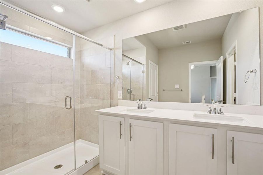 Furnished interior view inside a new home in Stonehaven, Seagoville (Image 7).