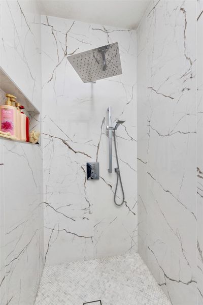 Image 60 of a home in .