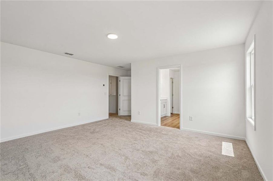 Spacious, unfurnished interior of a new home in Langston Reserve, Cartersville (Image 16).