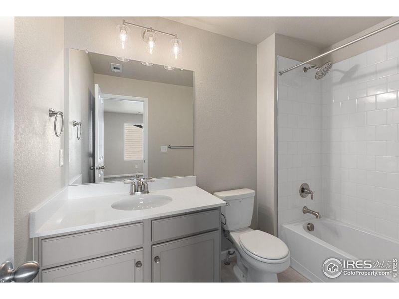 Furnished interior view inside a new home in Spring Valley, Longmont (Image 14). Furnished interior view inside a new home in Spring Valley, Longmont (Image 14).