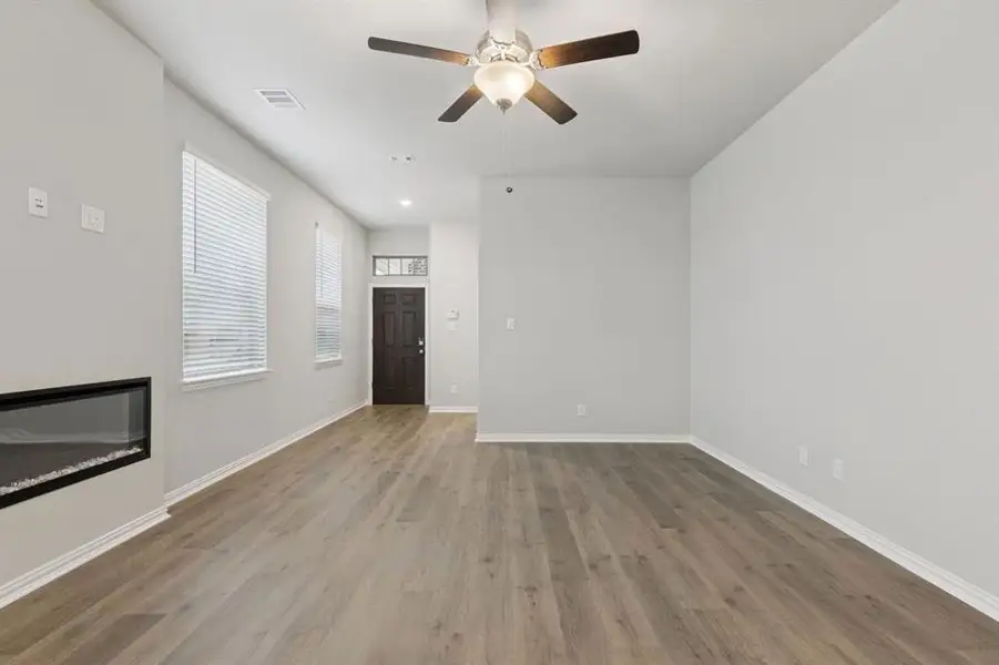 3960 Avendale Drive 3960 Avendale Drive