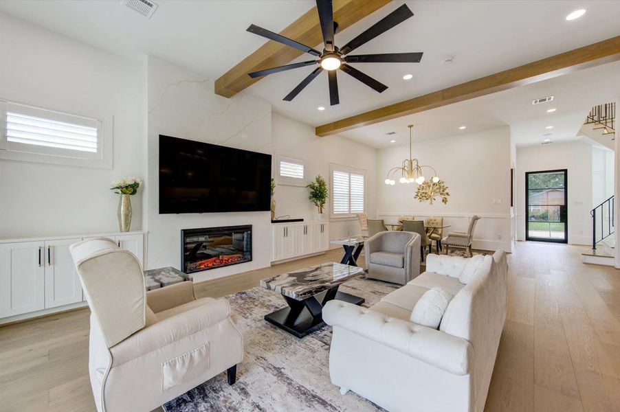 Furnished interior view inside a new home in , Houston (Image 33). Furnished interior view inside a new home in , Houston (Image 33).
