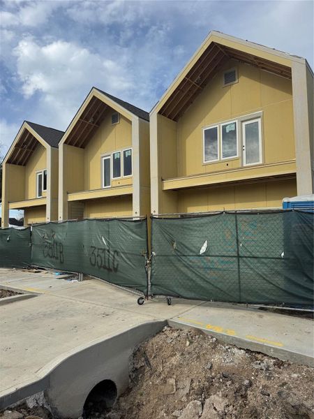 In-progress construction of a new home in , Houston, TX (Image 27).