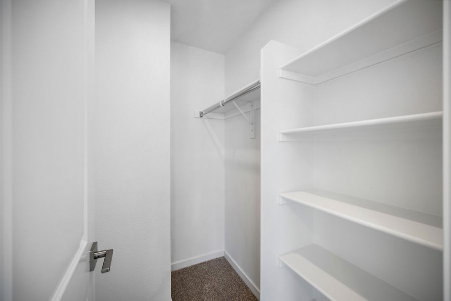 Spacious, unfurnished interior of a new home in Lyric at RidgeGate Townhomes, Lone Tree (Image 24). Spacious, unfurnished interior of a new home in Lyric at RidgeGate Townhomes, Lone Tree (Image 24).