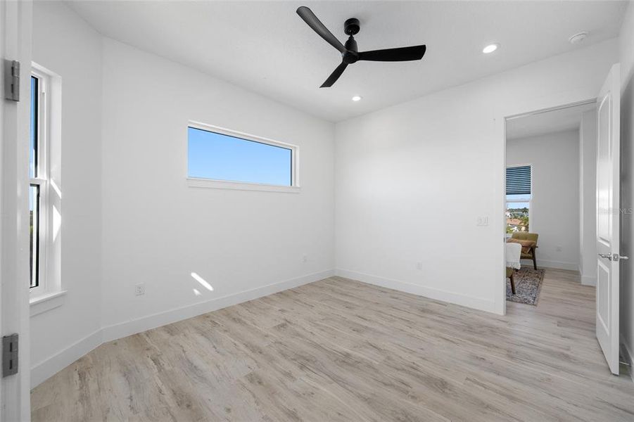 Spacious, unfurnished interior of a new home in , Treasure Island (Image 53).