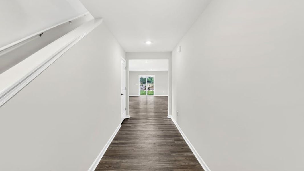 Spacious, unfurnished interior of a new home in Seneca Falls, Seneca (Image 15).