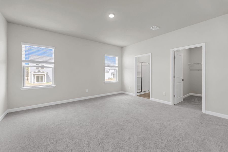 Spacious, unfurnished interior of a new home in , Ravenel (Image 28).