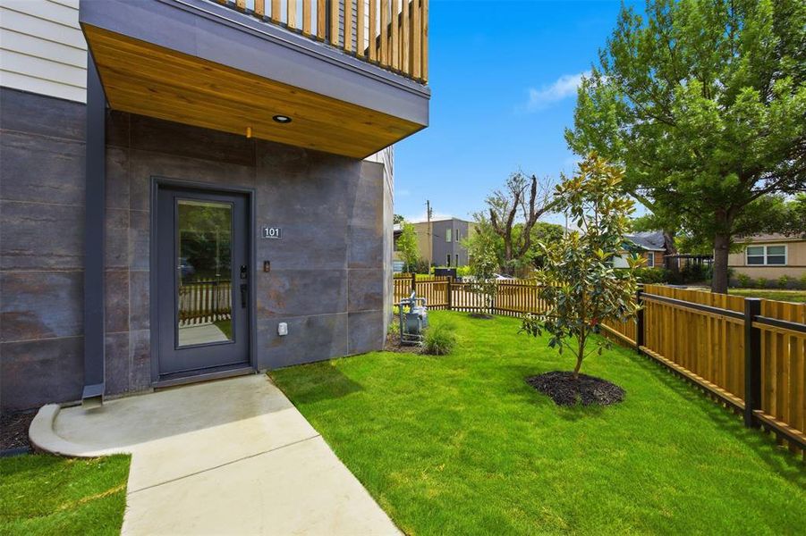 Exterior details and patio area of a home in , Dallas (Image 22).