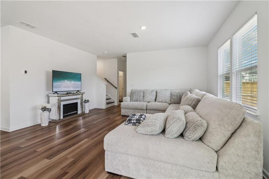 Furnished interior view inside a new home in , Gainesville (Image 14).