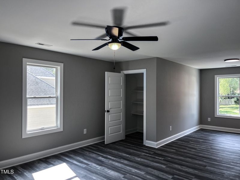 2F482AA2-43DD-4CA2-A770-C365E2D0D13D