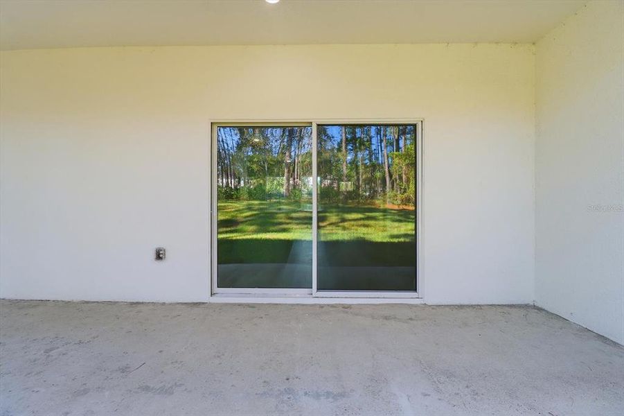 Spacious, unfurnished interior of a new home in , Citrus Springs (Image 8). Spacious, unfurnished interior of a new home in , Citrus Springs (Image 8).