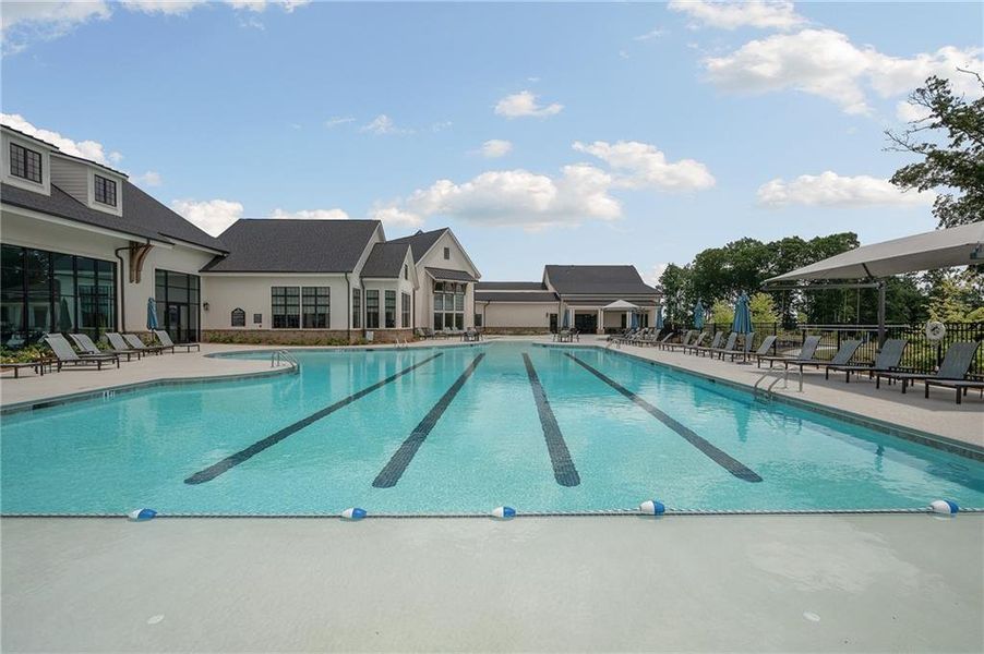 Community amenities in Del Webb Chateau Elan, Hoschton (Image 28).
