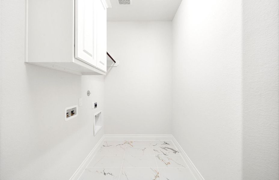 Spacious, unfurnished interior of a new home in , Magnolia (Image 34).