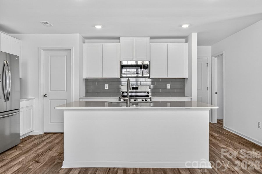 Furnished interior view inside a new home in Oxford Glen, Claremont (Image 26). Furnished interior view inside a new home in Oxford Glen, Claremont (Image 26).