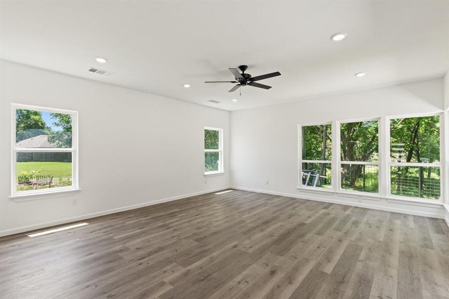 Spacious, unfurnished interior of a new home in , DeSoto (Image 26). Spacious, unfurnished interior of a new home in , DeSoto (Image 26).