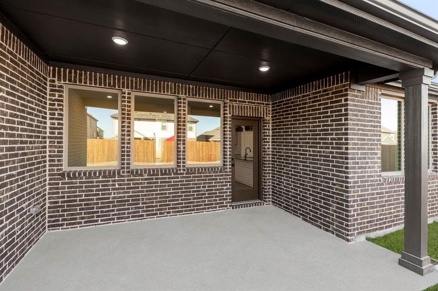 26. 1500 Eagle - Patio