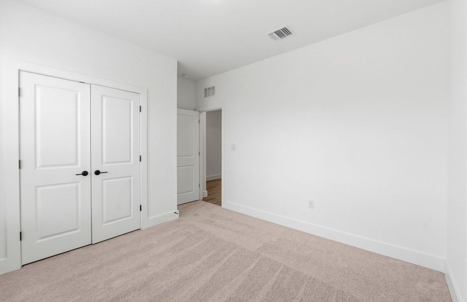 Spacious, unfurnished interior of a new home in Lagos, Manor (Image 37). Spacious, unfurnished interior of a new home in Lagos, Manor (Image 37).