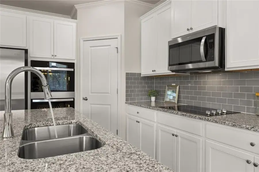 Furnished interior view inside a new home in Hillbrooke Preserve, Conyers (Image 16).