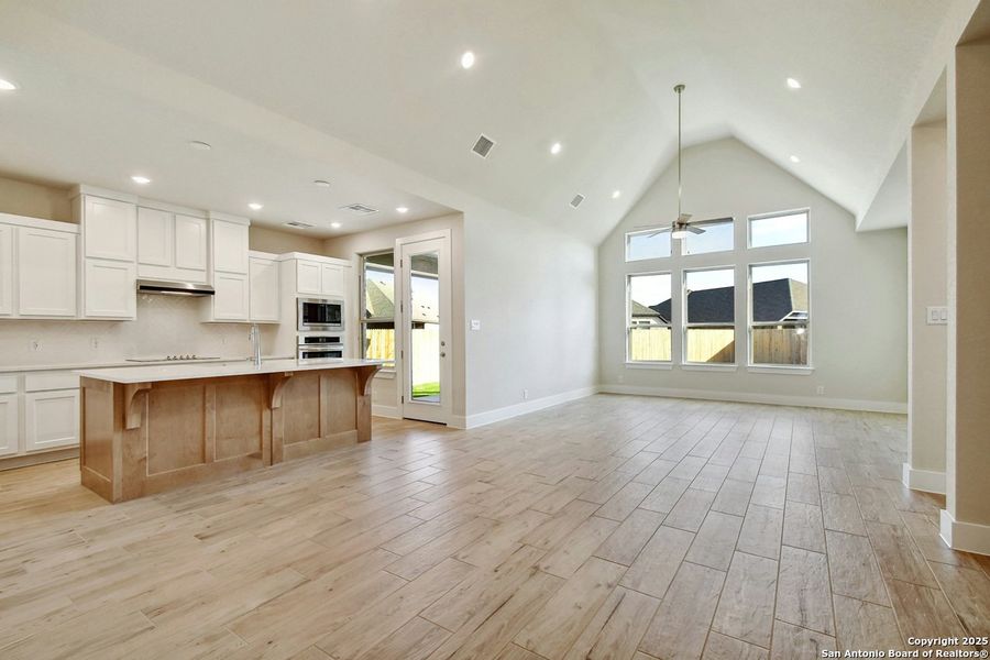 Image 31 of a home in Alsatian Oaks: 50ft. lots. Image 31 of a home in Alsatian Oaks: 50ft. lots.