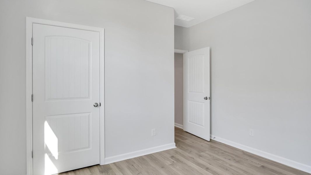 Spacious, unfurnished interior of a new home in Nexus South, Gallatin (Image 18).