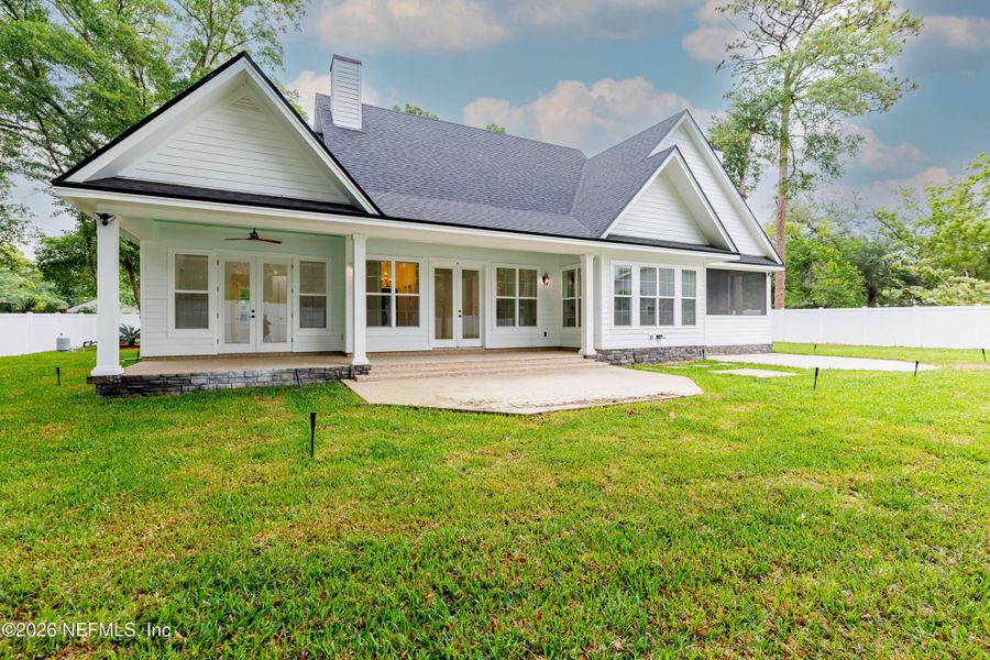 Exterior details and patio area of a home in , Jacksonville (Image 28).