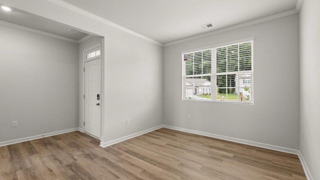 Spacious, unfurnished interior of a new home in Liberty Crossing, Braselton (Image 18).