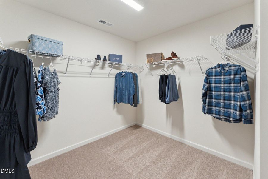 27- HHHunt Homes King Primary Closet