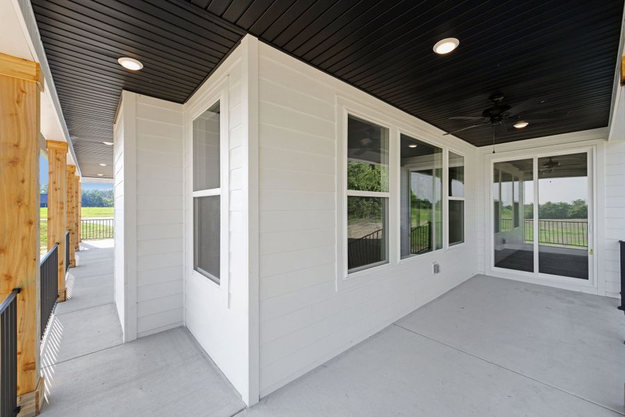 Representative furnished interior of a home built from the The Leonora by Norfleet Builders in Starks Estates, Cross Plains (Image 9).