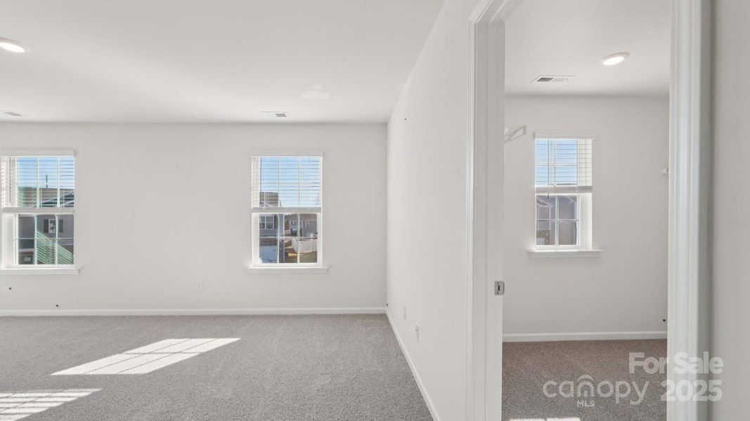 Spacious, unfurnished interior of a new home in Wallace Springs, Statesville (Image 24). Spacious, unfurnished interior of a new home in Wallace Springs, Statesville (Image 24).