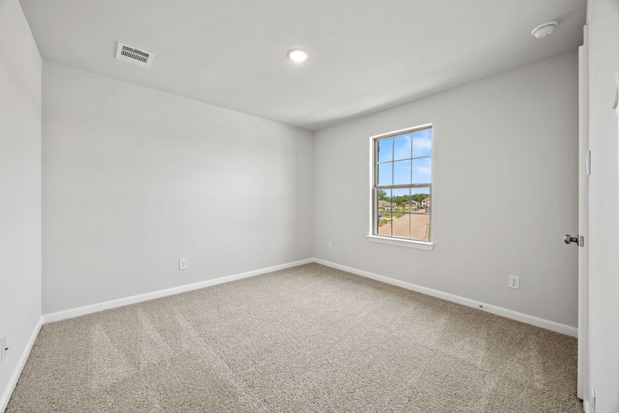 Spacious, unfurnished interior of a new home in Tinsley Meadows, Van Alstyne (Image 18). Spacious, unfurnished interior of a new home in Tinsley Meadows, Van Alstyne (Image 18).