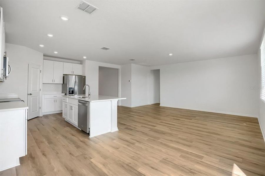Spacious, unfurnished interior of a new home in Salt Meadows - Classic Series, Parrish (Image 16).