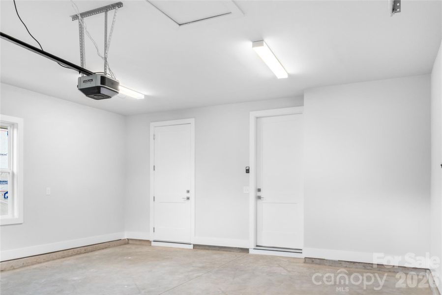 Spacious, unfurnished interior of a new home in , Weaverville (Image 23).