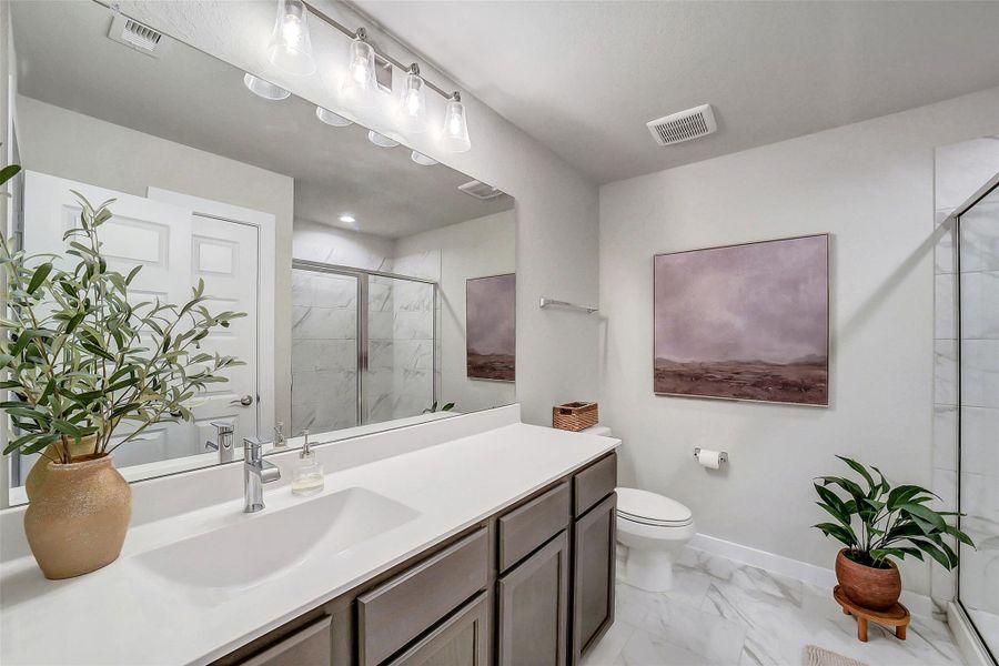 Furnished interior view inside a new home in Beacon Hill, Waller (Image 43).