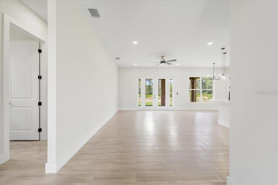Spacious, unfurnished interior of a new home in , Lehigh Acres (Image 23).