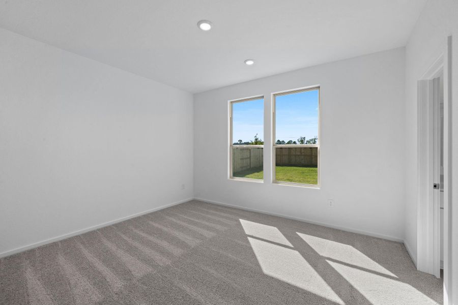 Spacious, unfurnished interior of a new home in Crosby Farms, Crosby (Image 5).