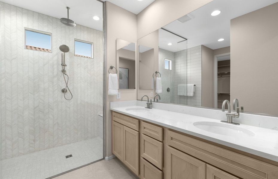 Representative furnished interior of a home built from the Hideaway by Del Webb in Sun City Anthem at Merrill Ranch, Florence (Image 9).