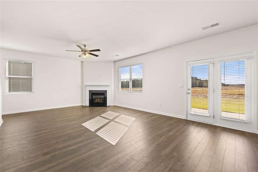 Spacious, unfurnished interior of a new home in Jackson Landing, Jefferson (Image 31).