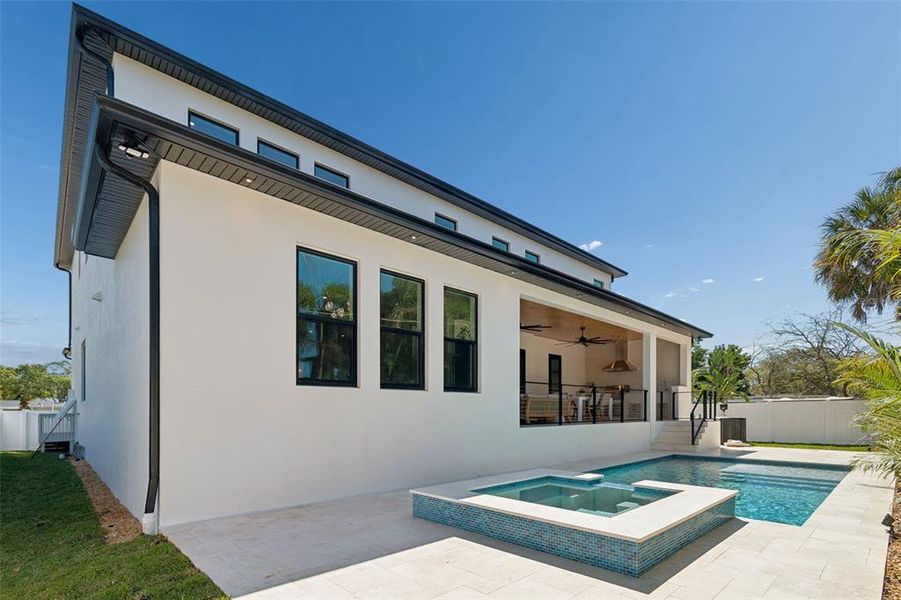 Exterior details and patio area of a home in , Tampa (Image 33).