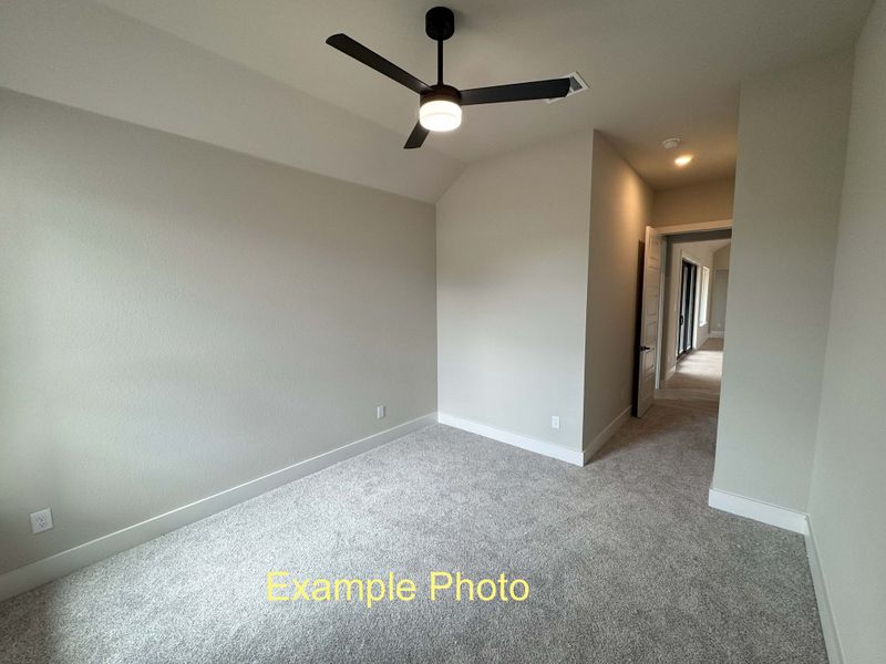 Spacious, unfurnished interior of a new home in Stagecoach Crossing, Bridgeport (Image 7).
