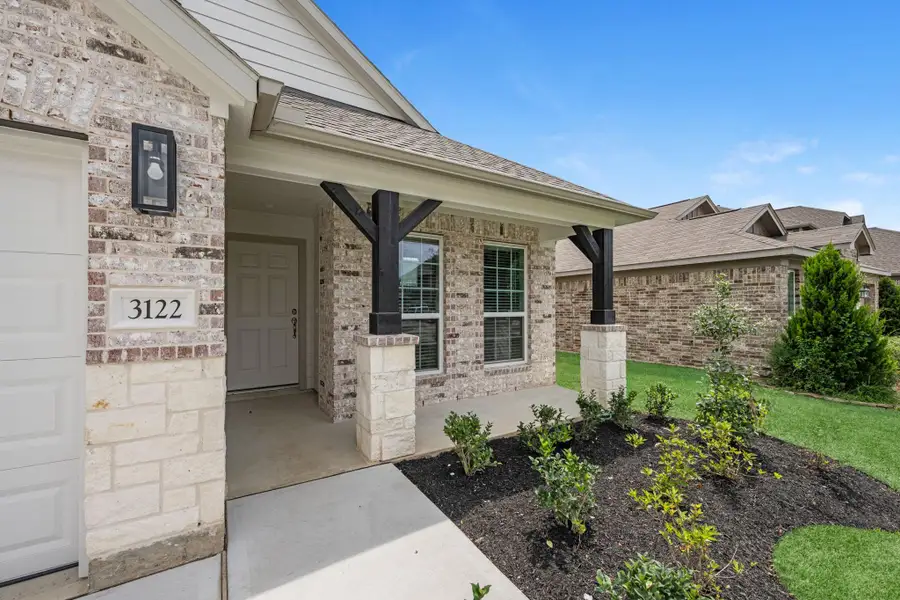 Exterior details and patio area of a home in Barton Creek Ranch, Conroe (Image 3). Exterior details and patio area of a home in Barton Creek Ranch, Conroe (Image 3).