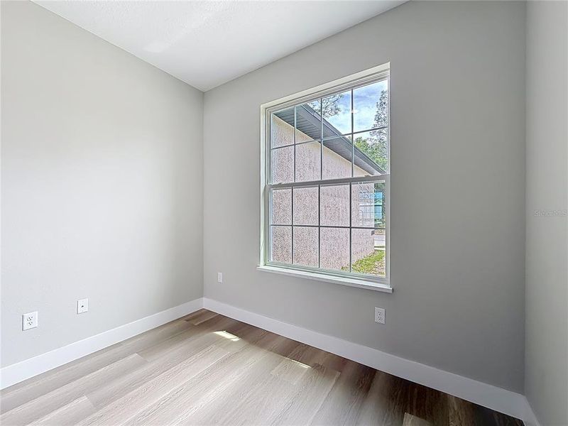 Spacious, unfurnished interior of a new home in , Citrus Springs (Image 42).
