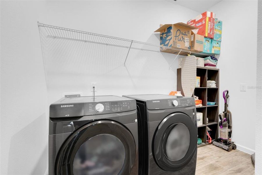Close-up of interior finishes inside a home in Summerbrooke, Mount Dora (Image 21).