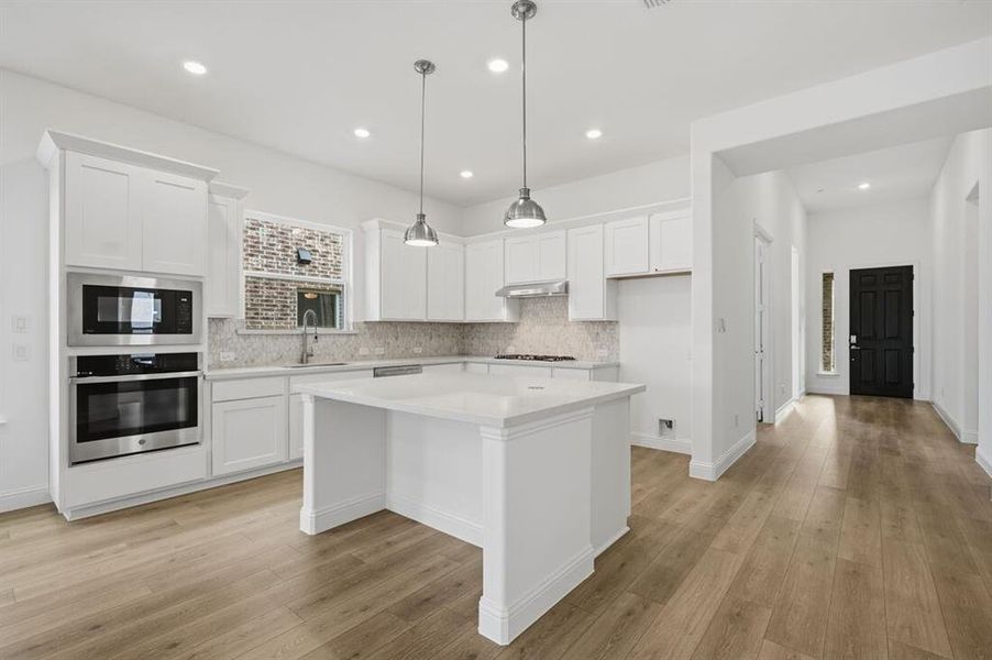 1608 Victory Terrace ~ Ready Now